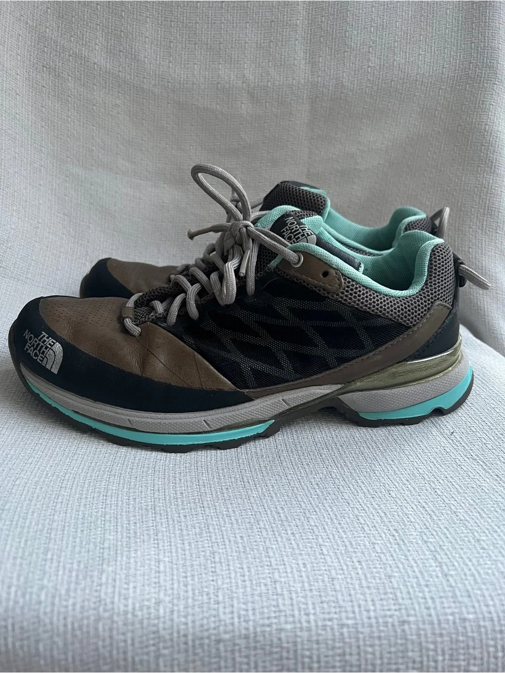The North Face Women's Charcoal & Mint Trail Sneakers